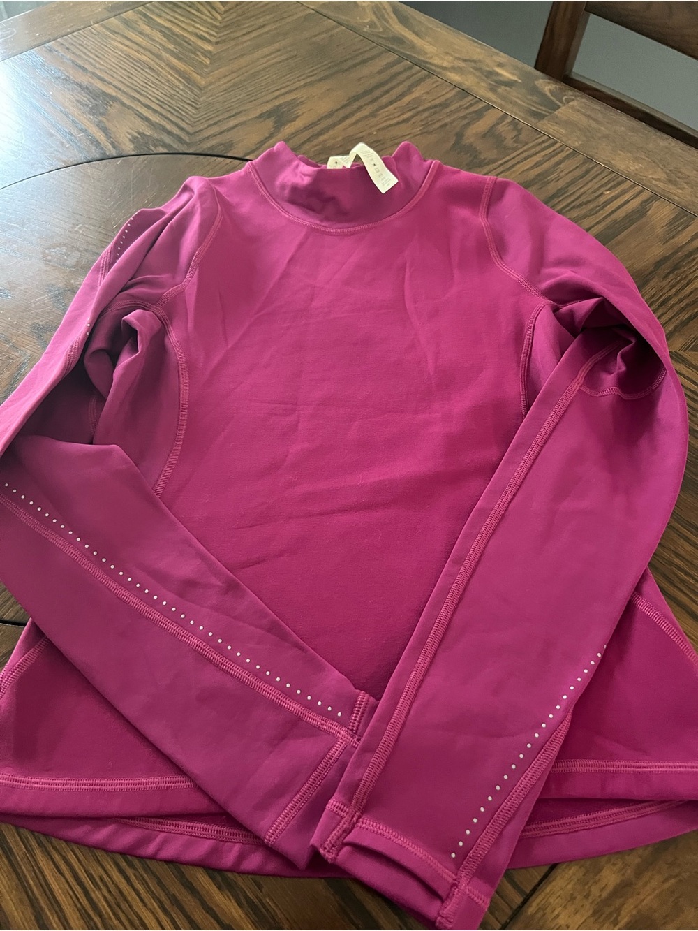 lululemon Mock Neck cold weathered Stretch Pullover Top Burgundy Women 4 # 596